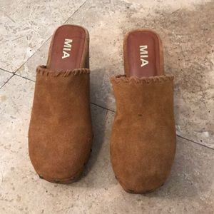 Mia Heel Clogs